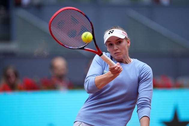 April 28, 2024, Madrid, Madrid, SPAIN: Elena Rybakina of Kazakhstan in action against Mayar Sherif of Egypt during the Mutua Madrid Open 2024, ATP, Tennis Herren Masters 1000 and WTA, Tennis Damen 1000, tournament celebrated at Caja Magica on April 28, 2024 in Madrid, Spain. Madrid SPAIN - ZUMAa181 20240428_zaa_a181_005 Copyright: xOscarxJ.xBarrosox