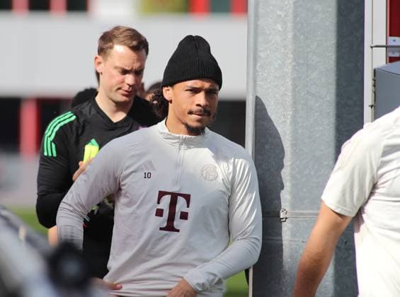 Munich, Germany 29 April 2024 Football, Men, Season 2023 2024, FC Bayern Munich, Säbener Strasse, Training ground, Final training, Champions League Leroy Sane FC Bayern Munich head, upper body, with cap