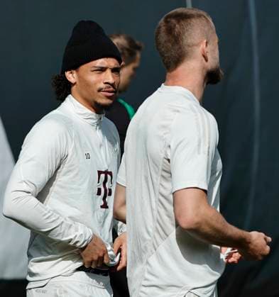 29 04 2024, FC Bayern final training, Saebenerstrasse Muenchen, Football, Sport, in the picture Leroy Sane FC Bayern Muenchen and Eric Dier FC Bayern Munechen