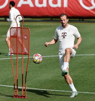 29 04 2024, FC Bayern final training, Saebenerstrasse Muenchen, Football, Sport, in the picture Harry Kane FC Bayern Muenchen