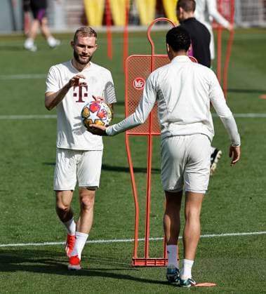 29 04 2024, FC Bayern final training, Saebenerstrasse Muenchen, Football, Sports, in the picture Konrad Laimer FC Bayern Muenchen and Jamal Musiala FC Bayern Muenchen