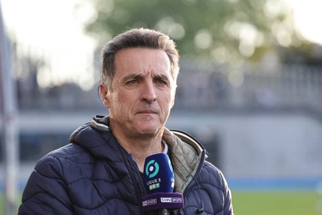 Christophe PELISSIER (entraineur de l AJ Auxerre) lors du match USL Dunkerque vs AJ Auxerre, Ligue 2, stade Marcel Tribut, le 29 avril 2024 FOOTBALL : Dunkerque vs Auxerre - Ligue 2 29 04 2024 LaurentSanson Panoramic 