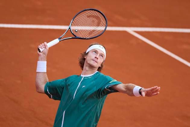 Mutua Madrid Open - Day Nine Andrey Rublev returns a shot against Tallon Griekspoor of Netherlands during day nine of the Mutua Madrid Open 2024 at Caja Magica on April 30, 2024, in Madrid, Spain. Madrid Caja Magica Madrid Spain RL_MMO24_01003 Copyright: xRicardoxLarreinax