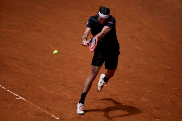 Mutua Madrid Open - Day Nine Taylos Fritz of United States returns a shot against Hubert Hurkacz of Polonia during day nine of the Mutua Madrid Open 2024 at Caja Magica on April 30, 2024, in Madrid, Spain. Madrid Caja Magica Madrid Spain RL_MMO24_01101 Copyright: xRicardoxLarreinax