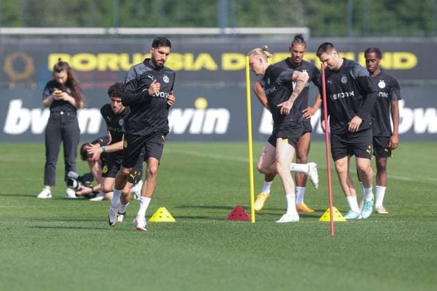 30 04 2024, Football, Season 2023 2024, UEFA Champions League, UCL, Borussia Dortmund Paris Saint Germain, v l Emre Can Borussia Dortmund , Marius Wolf Borussia Dortmund , Sebastien Haller Borussia Dortmund , Niklas Süle Borussia Dortmund , Jamie Jermaine Bynoe Gittens Borussia Dortmund , Dortmund Signal Iduna Park NRW Germany xRHR PHOTO DEx Copyright: DennisxEwert RHR-FOTOx RHR-FOTO DE