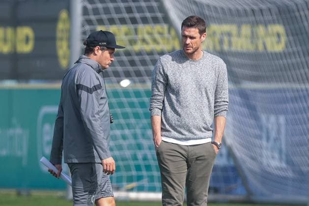 30 04 2024, Football, Season 2023 2024, UEFA Champions League, UCL, Borussia Dortmund Paris Saint Germain, f l Coach Edin Terzic Borussia Dortmund , Sports Director Sebastian Kehl Borussia Dortmund , Dortmund Signal Iduna Park NRW Germany xRHR PHOTO DEx Copyright: DennisxEwert RHR-FOTOx RHR-FOTO DE