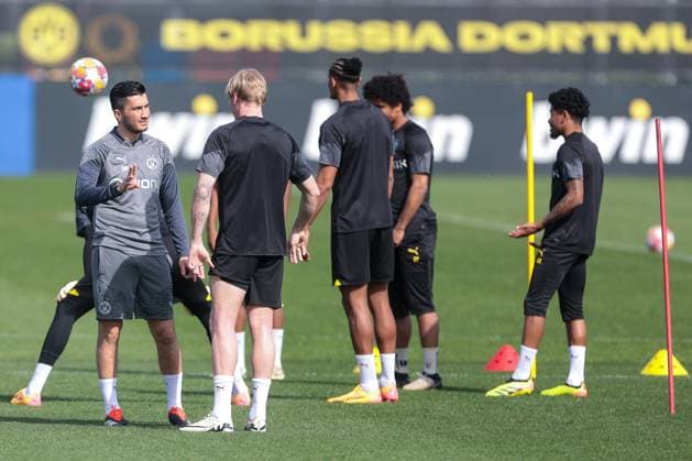 30 04 2024, Football, Season 2023 2024, UEFA Champions League, UCL, Borussia Dortmund Paris Saint Germain, f l Co Coach Nuri Sahin Borussia Dortmund , Julian Brandt Borussia Dortmund , Dortmund Signal Iduna Park NRW Germany xRHR PHOTO DEx Copyright: DennisxEwert RHR-FOTOx RHR-FOTO DE