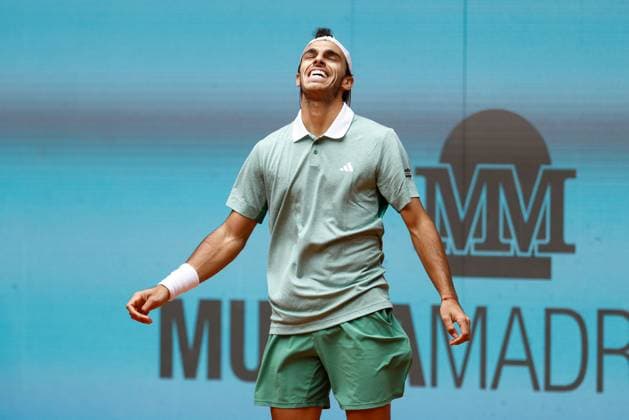 April 30, 2024, Madrid, Madrid, SPAIN: Francisco Cerundolo of Argentina celebrates after winning against Alexander Zverev of Germany during the Masters 1000 and WTA, Tennis Damen 1000, tournament celebrated at Caja Magica on April 30, 2024 in Madrid, Spain. Madrid SPAIN - ZUMAa181 20240430_zaa_a181_168 Copyright: xIrinaxR.xHipolitox