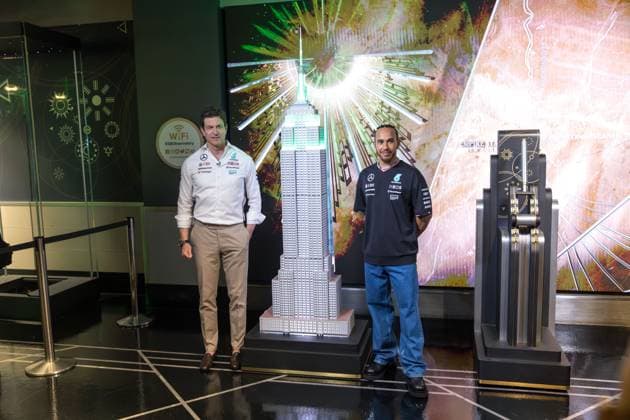 April 29, 2024, New York, New York, USA: Mercedes F1 driver Lewis Hamilton takes part in the lighting ceremony at the Empire State Building in New York City, U.S., April 29, 2024 New York USA - ZUMAc233 0470204333st Copyright: xVanessaxCarvalhox