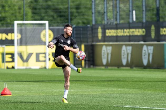 Training, Borussia Dortmund 30 04 2024 Salih Oezkan Borussia Dortmund, 6 Training UEFA Champions League match Borussia Dortmund FC Paris Saint Germain, Signal Iduna Park, Dortmund 30 04 2024 Copyright: xBEAUTIFULxSPORTS Buriakovx