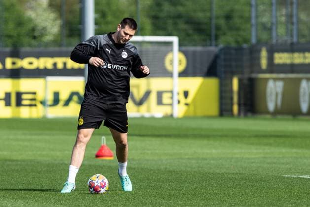 Training, Borussia Dortmund 30 04 2024 Niklas Suele Borussia Dortmund, 25 Training UEFA Champions League match Borussia Dortmund FC Paris Saint Germain, Signal Iduna Park, Dortmund 30 04 2024 Copyright: xBEAUTIFULxSPORTS Buriakovx