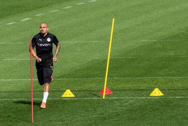 Training, Borussia Dortmund 30 04 2024 Donyell Malen Borussia Dortmund, 21 Training UEFA Champions League match Borussia Dortmund FC Paris Saint Germain, Signal Iduna Park, Dortmund 30 04 2024 Copyright: xBEAUTIFULxSPORTS Buriakovx