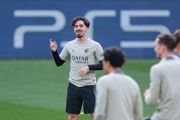 30 04 2024, Football, Season 2023 2024, UEFA Champions League, UCL, Borussia Dortmund Paris Saint Germain, Vitinha Paris Saint Germain , Dortmund Signal Iduna Park NRW Germany xRHR PHOTO DEx Copyright: DennisxEwert RHR-FOTOx RHR-FOTO DE