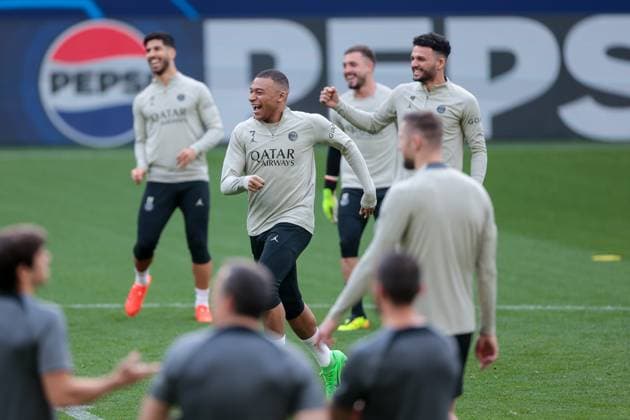 30 04 2024, Football, Season 2023 2024, UEFA Champions League, UCL, Borussia Dortmund Paris Saint Germain, Kylian Mbappe Paris Saint Germain laughs, Dortmund Signal Iduna Park NRW Germany xRHR PHOTO DEx Copyright: DennisxEwert RHR-FOTOx RHR-FOTO DE