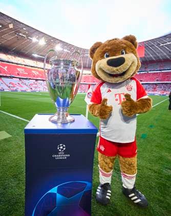 FCB mascot Bernie , Maskottchen, with Champions League Pokal, Trophäe, Pott before the semi final match FC BAYERN MUENCHEN - REAL MADRID of football UEFA Champions League in season 2023 2024 in Munich, Apr 30, 2024. Halbfinale,, FCB, München