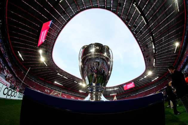 FC Bayern München v Real Madrid: Semi-final First Leg - UEFA Champions League 2023 24 Champions League trophy prior the UEFA Champions League semi-final first leg match between FC Bayern München and Real Madrid at Allianz Arena on April 30, 2024 in Munich, Germany. Munich Germany  Copyright: xJosexBretonx originalFilename:breton-fcbayern240430_npe7c.jpg