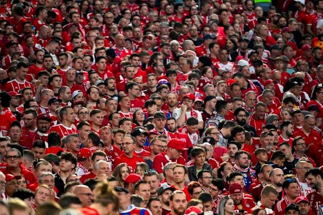 Fan block, fans, fan curve, flags, banners, atmosphere, atmospheric all dressed in red motto FC Bayern Muenchen FC Bayern Muenchen FCB vs Real Madrid semi-final first leg 30 04 2024 DFL REGULATIONS PROHIBIT ANY USE OF PHOTOGRAPHS AS IMAGE SEQUENCES AND OR QUASI VIDEO FC Bayern Muenchen FCB vs FC Arsenal