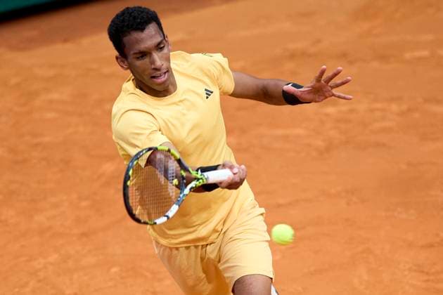 Mutua Madrid Open - Day Nine Felix Auger-Aliassime of Canada returns a shot against Casper Ruud of Norway during day nine of the Mutua Madrid Open 2024 at Caja Magica on April 30, 2024, in Madrid, Spain. Madrid Caja Magica Madrid Spain RL_MMO24_01329 Copyright: xRicardoxLarreinax