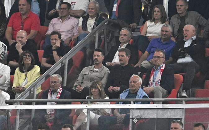 30 04 2024, Football UEFA Champions League 2023 2024 semi-final, FC Bayern Munich Real Madrid, in the Allianz Arena Munich L R Co coach Sandro Wagner Germany and national coach Julian Nagelsmann Germany in the stands DFL and DFB regulations prohibit any use of photographs as image sequences and or quasi video