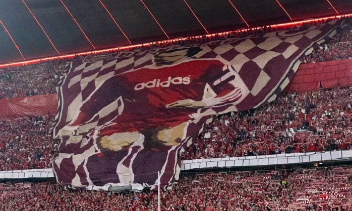 Preparation of the choreography in the Muenchner Suedkurve GER, FC Bayern Muenchen vs Real Madrid CF, Football, Champions League, semi-final, first leg, 2023 2024 season, 30 04 2024 DFL DFB REGULATIONS PROHIBIT ANY USE OF PHOTOGRAPHS as IMAGE SEQUENCES and or QUASI VIDEO GER, FC Bayern Muenchen vs Real Madrid CF, Football, Champions League, semi-final, first leg, 2023 2024 season, 30 04 2024 Muenchen Copyright: xEibner-Pressefoto HeikexFeinerx EP_HFR