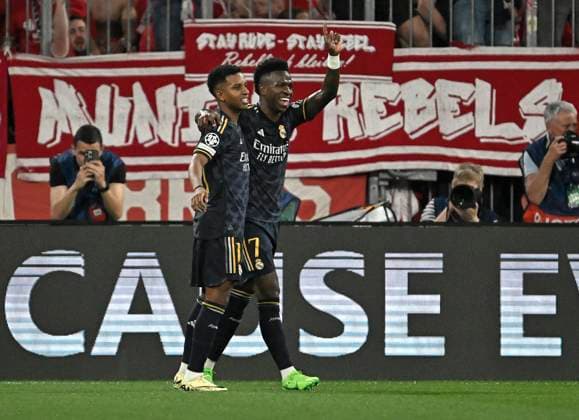 30 04 2024, Football UEFA Championsleague 2023 2024 semi-final, FC Bayern Munich Real Madrid, in the Allianz Arena Munich cheering L R Rodrygo Real Madrid and scorer Vinicius Junior Real Madrid for the goal to 0 1 DFL and DFB regulations prohibit any use of photographs as image sequences and or quasi video
