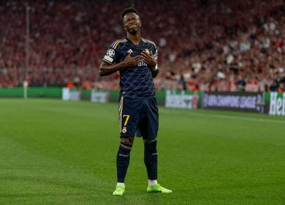 Vinicius Paixao de Oliveira Junior Real Madrid CF, 7 celebrates his goal for 0 1 GER, FC Bayern Muenchen vs Real Madrid CF, Football, Champions League, Semifinal, First leg, 2023 2024 season, 30 04 2024 DFL DFB REGULATIONS PROHIBIT ANY USE OF PHOTOGRAPHS as IMAGE SEQUENCES and or QUASI VIDEO GER, FC Bayern Muenchen vs Real Madrid CF, Football, Champions League, Semi-final, First leg, Match time 2023 2024, 30 04 2024 Muenchen Copyright: xEibner-Pressefoto HeikexFeinerx EP_HFR