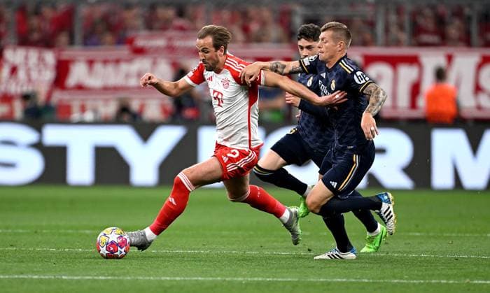 FOOTBALL CHAMPIONS LEAGUE SEASON 2023 2024 semi-final, first leg FC Bayern Muenchen Real Madrid 30 04 2024 Toni Kroos right, Real Madrid vs Harry Kane left, FC Bayern Muenchen