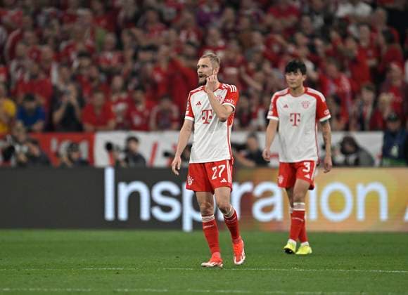 30 04 2024, Football UEFA Championsleague 2023 2024 semi-final, FC Bayern Munich Real Madrid, in the Allianz Arena Munich Konrad Laimer Bayern Munich disappointed DFL and DFB regulations prohibit any use of photographs as image sequences and or quasi video