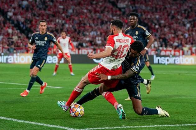 Munich, Germany, April 30th 2024: Rodrygo (11 Real Madrid) and Noussair Mazraoui (40 Bayern Munich) battle for the ball (duel) during the UEFA Champions League semifinal football match between FC Bayern Munich and Real Madrid at Allianz Arena in Munich, Germany. (Daniela Porcelli SPP) Cordon Press  DanielaxPorcellix xSPP UEFA Champions League - FC Bayern Munich v Real Madrid