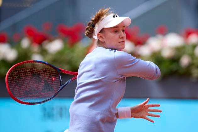 Mutua Madrid Open - Day Ten Elena Rybakina of Kazakhstan returns a shot against Yulia Putintseva of Kazakstan during day ten of the Mutua Madrid Open 2024 at Caja Magica on May 1, 2024, in Madrid, Spain. Madrid Caja Magica Madrid Spain RL_MMO24_01557 Copyright: xRicardoxLarreinax