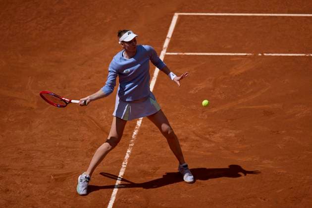 Mutua Madrid Open - Day Ten Elena Rybakina of Kazakhstan returns a shot against Yulia Putintseva of Kazakstan during day ten of the Mutua Madrid Open 2024 at Caja Magica on May 1, 2024, in Madrid, Spain. Madrid Caja Magica Madrid Spain RL_MMO24_01567 Copyright: xRicardoxLarreinax