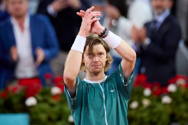Mutua Madrid Open - Day Ten Andrey Rublev celebrates after winning the match against Carlos Alcaraz of Spain during day ten of the Mutua Madrid Open 2024 at Caja Magica on May 1, 2024, in Madrid, Spain. Madrid Caja Magica Madrid Spain RL_MMO24_01728 Copyright: xRicardoxLarreinax