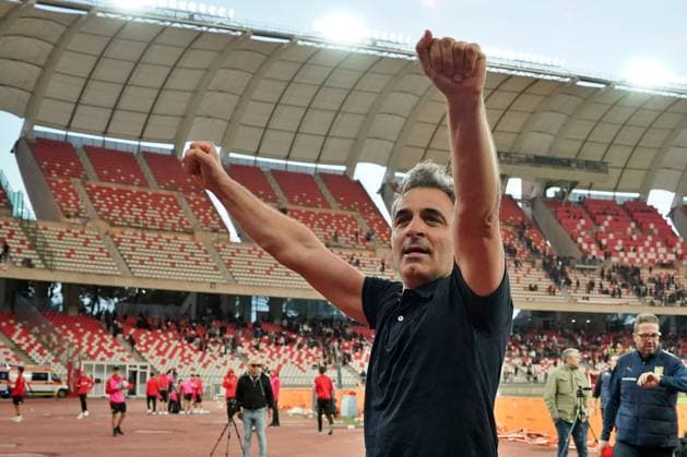 coach Fabio Pecchia of Parma Calcio celebrates the victory during SSC Bari vs Parma Calcio, Italian soccer Serie B match in Bari, Italy, May 01 2024  Copyright: xEmmanuelexMastrodonato IPAxSportx xx IPA_45645411 IPA_Agency_IPA45645411