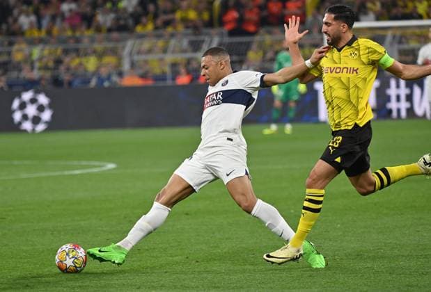 01 05 2024, xjrdrx, Football UEFA Champions League, Borussia Dortmund Paris St Germain emspor, v l Kylian Mbappe PSG Paris St Germain , Emre Can Borussia Dortmund DFL DFB REGULATIONS PROHIBIT ANY USE OF PHOTOGRAPHS as IMAGE SEQUENCES and or QUASI VIDEO Dortmund