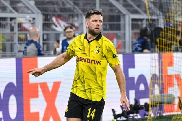 Niclas Fullkrug ( 14 - Borussia Dortmund ) celebrates after scoring during the UEFA Champions League match between Borussia Dortmund and Paris Saint Germain at BVB Stadion Dortmund on May 01, 2024 in Dortmund, Germany. ( Photo by federico pestellini panoramic ) - FOOTBALL : Borussia Dortmund vs Paris Saint Germain - Ligue des Champions - 01 05 2024 FedericoPestellini Panoramic 