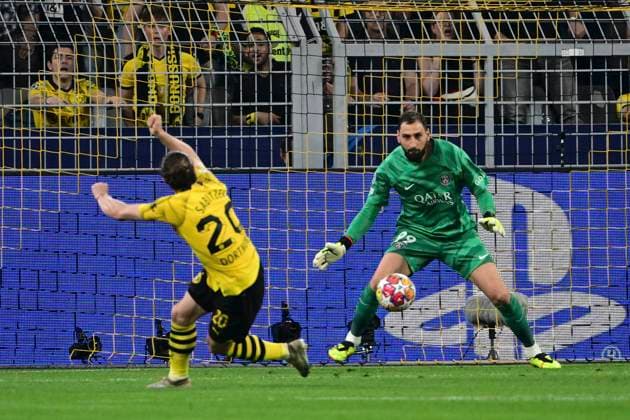 Marcel Sabitzer 20 Borussia Dortmund fails to score against Gianluigi Donnarumma 99 Paris Saint Germain , Borussia Dortmund vs Paris Saint Germain, Football, Champions League, Semifinal, 01 05 2024 Dortmund Nordrhein Westfalen Germany Copyright: xkolbert-press MarcxNiemeyerx