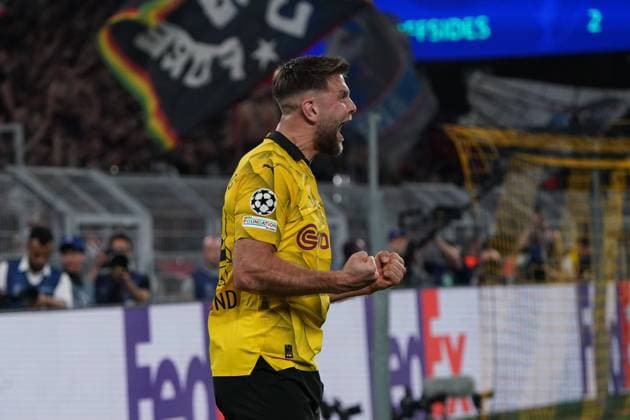 Football, UEFA Champions League season 2023 2024, semi-final, semi-final, Borussia Dortmund Paris Saint Germain, Signal Iduna Park Dortmund Niclas Füllkrug BVB, action, single image cheers