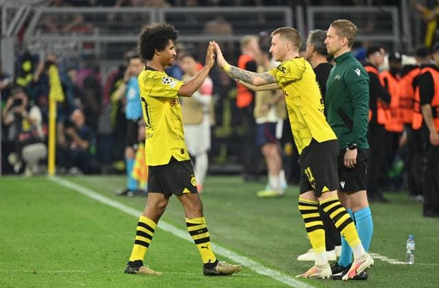 01 05 2024, xjrdrx, Football UEFA Champions League, Borussia Dortmund Paris St Germain emspor, v l Karim Adeyemi Borussia Dortmund , Marco Reus Borussia Dortmund Substitution Substitution DFL DFB REGULATIONS PROHIBIT ANY USE OF PHOTOGRAPHS as IMAGE SEQUENCES and or QUASI VIDEO Dortmund