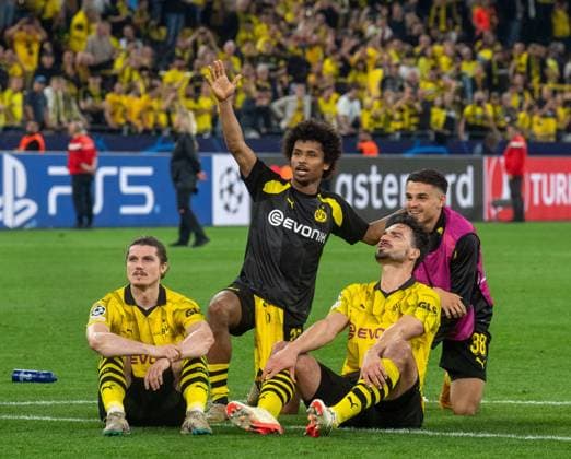 Football, Men, 2023 2024 season, Champions League semi-final, first leg , Borussia Dortmund Paris Saint Germain, f l Marcel Sabitzer Dortmund , Karim Adeyemi Borussia Dortmund , Mats Hummels Borussia Dortmund , Kjell Arik Wätjen Borussia Dortmund , Cheering after the final whistle, 01 05 2024, Copyright: xSebastianxRäppold MatthiasxKochx
