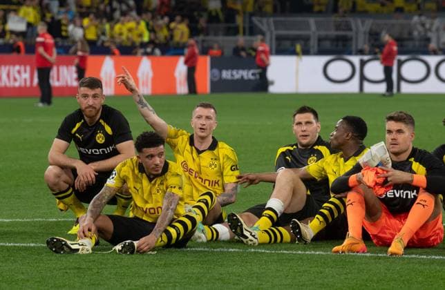Football, Men, 2023 2024 season, Champions League semi-final, first leg , Borussia Dortmund Paris Saint Germain, f l Salih Özcan Borussia Dortmund , Jadon Sancho Borussia Dortmund , Marco Reus Borussia Dortmund , Niklas Süle Borussia Dortmund , Youssoufa Moukoko Borussia Dortmund , Goalkeeper Alexander Meyer Borussia Dortmund , Cheering after the final whistle, 01 05 2024, Copyright: xSebastianxRäppold MatthiasxKochx