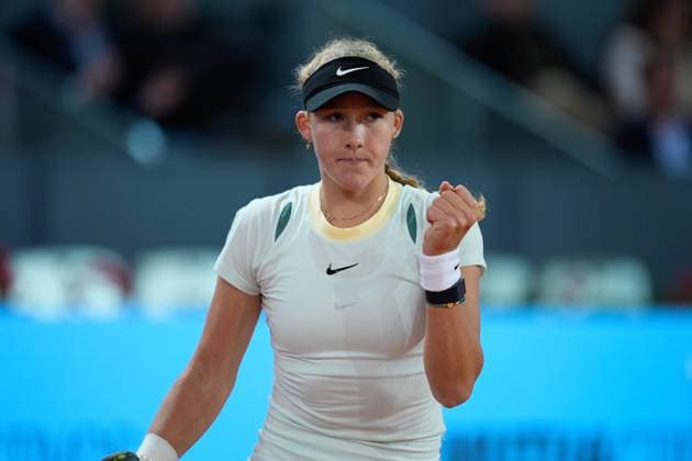 May 1, 2024, Madrid, Madrid, SPAIN: Mirra Andreeva of Russia in action against Aryna Sabalenka of Belarus during the Mutua Madrid Open 2024, ATP, Tennis Herren Masters 1000 and WTA, Tennis Damen 1000, tournament celebrated at Caja Magica on Mayo 01, 2024 in Madrid, Spain. Madrid SPAIN - ZUMAa181 20240501_zaa_a181_160 Copyright: xOscarxJ.xBarrosox