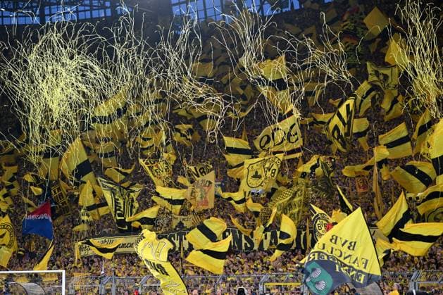 Atmosphere before kick-off in the South Stand at Signal Iduna Park 01 05 2024, Football Champions League, 2023 2024 season, semi-final first leg, Borussia Dortmund Paris St Germain 1 0 Dortmund Signal Iduna Park North Rhine-Westphalia Germany Team2
