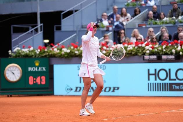 May 2, 2024, Madrid, Madrid, SPAIN: Iga Swiatek of Poland in action against Madison Keys of United States during the Mutua Madrid Open 2024, ATP, Tennis Herren Masters 1000 and WTA, Tennis Damen 1000, tournament celebrated at Caja Magica on Mayo 02, 2024 in Madrid, Spain. Madrid SPAIN - ZUMAa181 20240502_zaa_a181_045 Copyright: xOscarxJ.xBarrosox