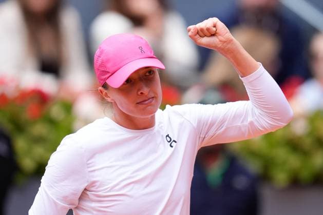 May 2, 2024, Madrid, Madrid, SPAIN: Iga Swiatek of Poland celebrates after winning against Madison Keys of United States during the Mutua Madrid Open 2024, ATP, Tennis Herren Masters 1000 and WTA, Tennis Damen 1000, tournament celebrated at Caja Magica on Mayo 02, 2024 in Madrid, Spain. Madrid SPAIN - ZUMAa181 20240502_zaa_a181_061 Copyright: xOscarxJ.xBarrosox