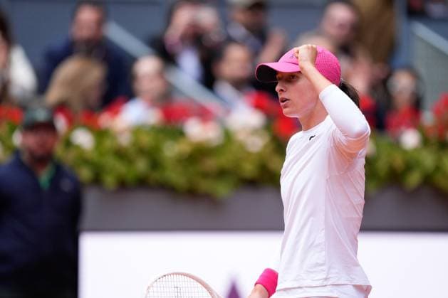 May 2, 2024, Madrid, Madrid, SPAIN: Iga Swiatek of Poland celebrates after winning against Madison Keys of United States during the Mutua Madrid Open 2024, ATP, Tennis Herren Masters 1000 and WTA, Tennis Damen 1000, tournament celebrated at Caja Magica on Mayo 02, 2024 in Madrid, Spain. Madrid SPAIN - ZUMAa181 20240502_zaa_a181_063 Copyright: xOscarxJ.xBarrosox