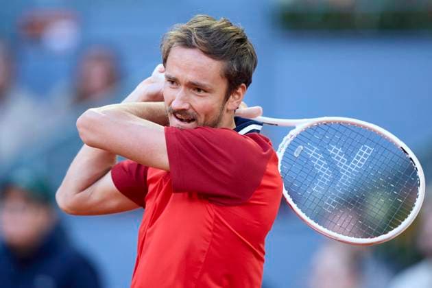 Mutua Madrid Open - Day Eleven Daniil Medvedev returns a shot against Jiri Lehecka of Czechia during day eleven of the Mutua Madrid Open 2024 at Caja Magica on May 2, 2024, in Madrid, Spain. Madrid Caja Magica Madrid Spain RL_MMO24_01863 Copyright: xRicardoxLarreinax