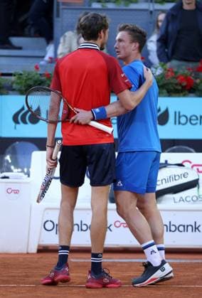 Daniil Medvedev of Russia shakes hands with Jiri Lehecka of Czech Republic following his retirement due to injury Mutua Madrid Open, Day 11, Tennis, La Caja Magica, Madrid, Spain - 02 May 2024  Copyright: xEllaxLing Shutterstockx 14454211ab