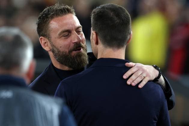 Rome, Italy 2.05.2024: Daniele De Rossi coach of Roma greet Xabi Alonso coach manager of Leverkusen before the UEFA Europa League 2023-2024, semi-finals leg 1, football match between AS Roma vs Bayer 04 Leverkusen FuSsball at Olympic Stadium in Rome.  Copyright: xMarcoxIacobucci IPAxSportx xipa-x xx IPA_45675263 IPA_Agency_IPA45675263