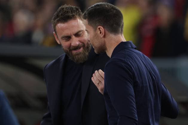 Rome, Italy 2.05.2024: Daniele De Rossi coach of Roma greet Xabi Alonso coach manager of Leverkusen before the UEFA Europa League 2023-2024, semi-finals leg 1, football match between AS Roma vs Bayer 04 Leverkusen FuSsball at Olympic Stadium in Rome.  Copyright: xMarcoxIacobucci IPAxSportx xipa-x xx IPA_45675264 IPA_Agency_IPA45675264