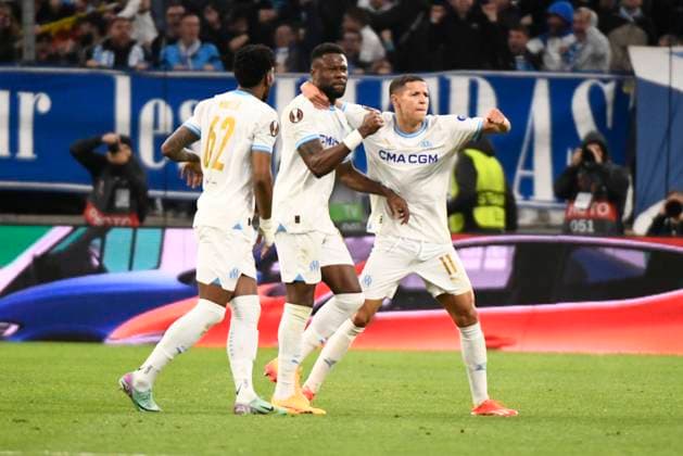 Celebration but Chancel MBEMBA (OM), Michael MURILLO (OM), Amine HARIT (OM) lors de la demi-finale aller le Ligue Europa opposant l™Olympique de Marseille Ã Atalanta Bergame Calcio au Stade VÃ lodrome le 2 mai 2024 Ã Marseille, Espagne FOOTBALL : Olympique de Marseille vs. Atalanta Bergame Calcio - UEFA Europa League - 02 05 2024 ValentinaClaret Panoramic 